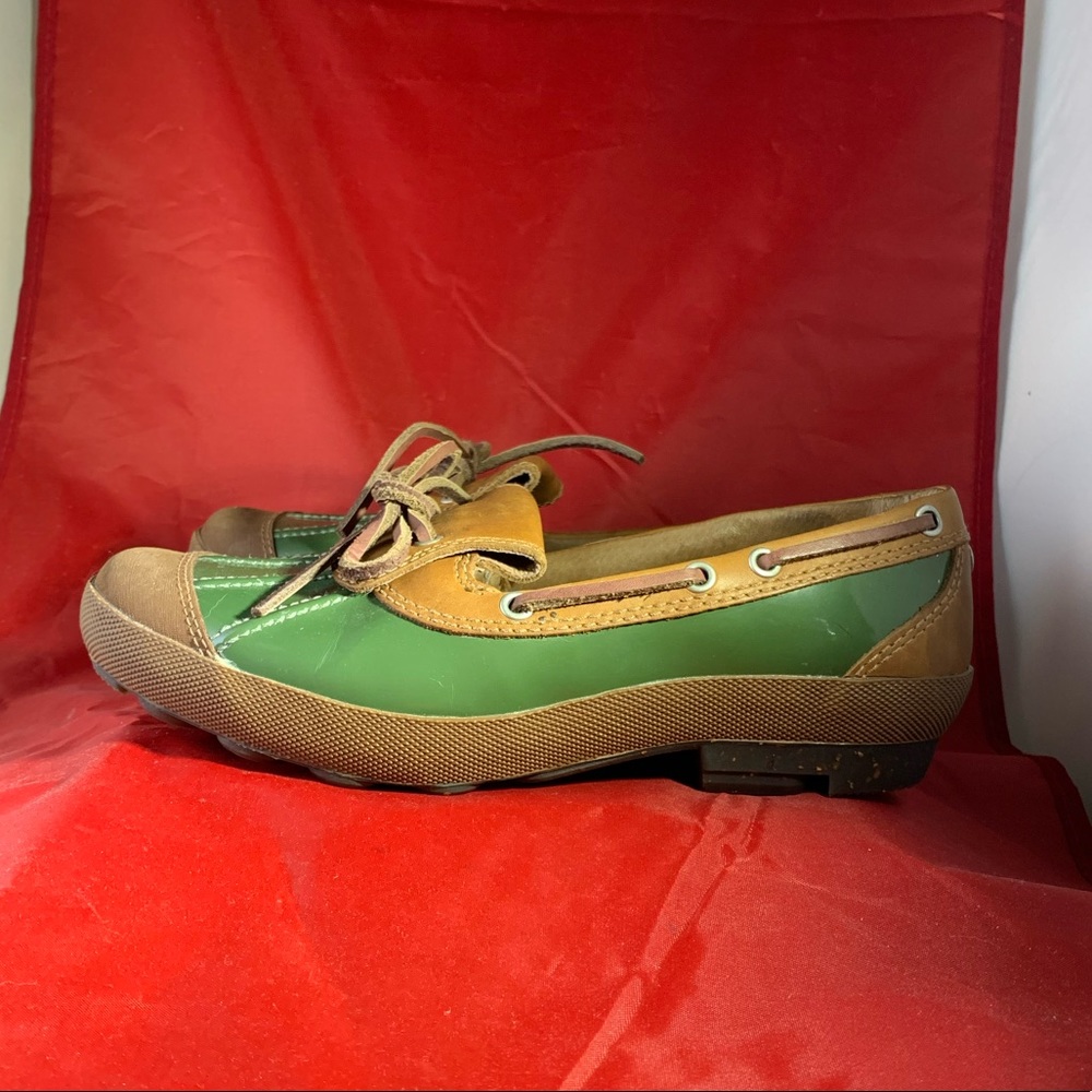 UGG Ashdale Shearling Lined Duck Shoes Sz 7